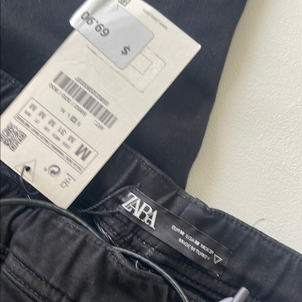 Zara Cargo Fit Medium Men's Black Pants