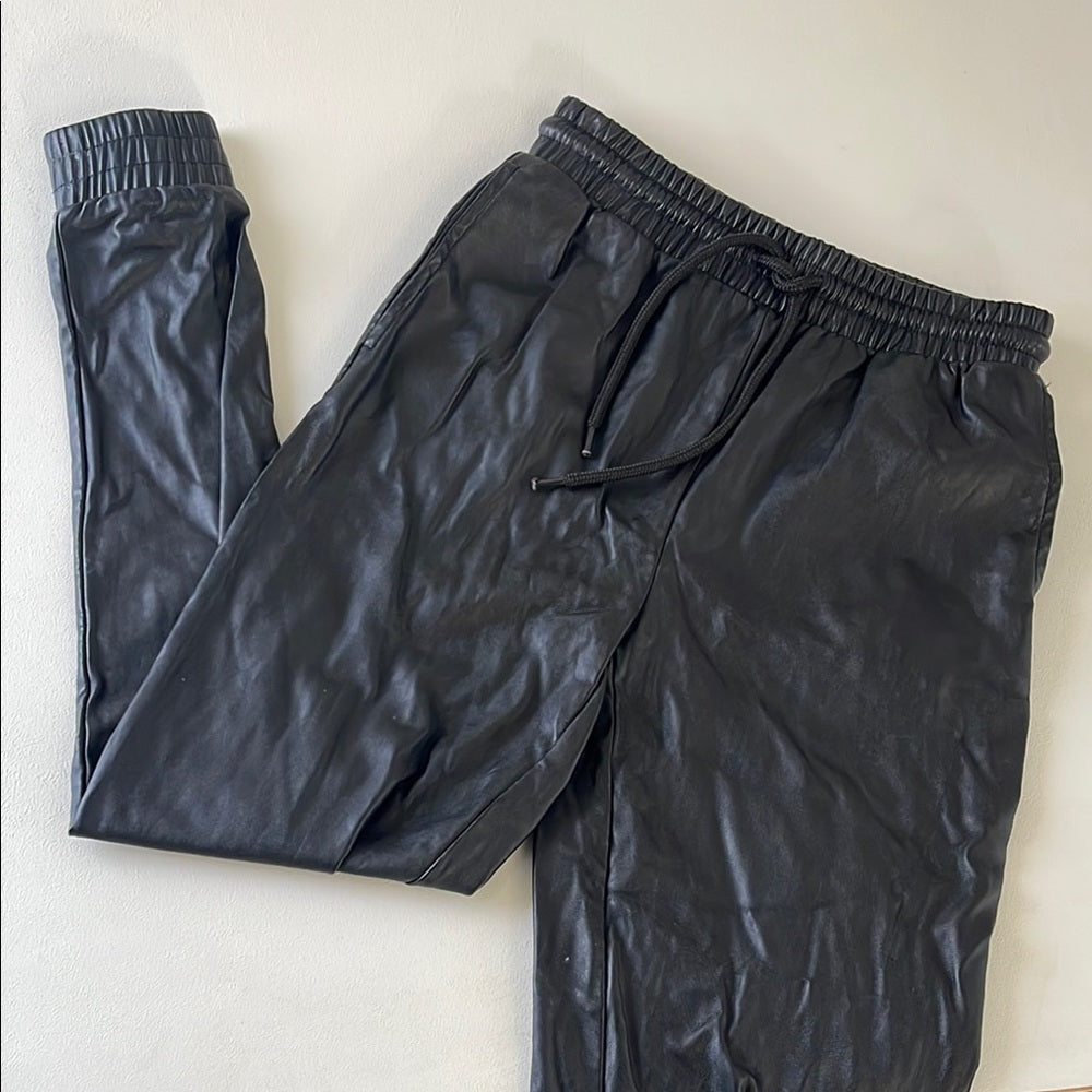 Rue 21 Black Jogger Pants size S
