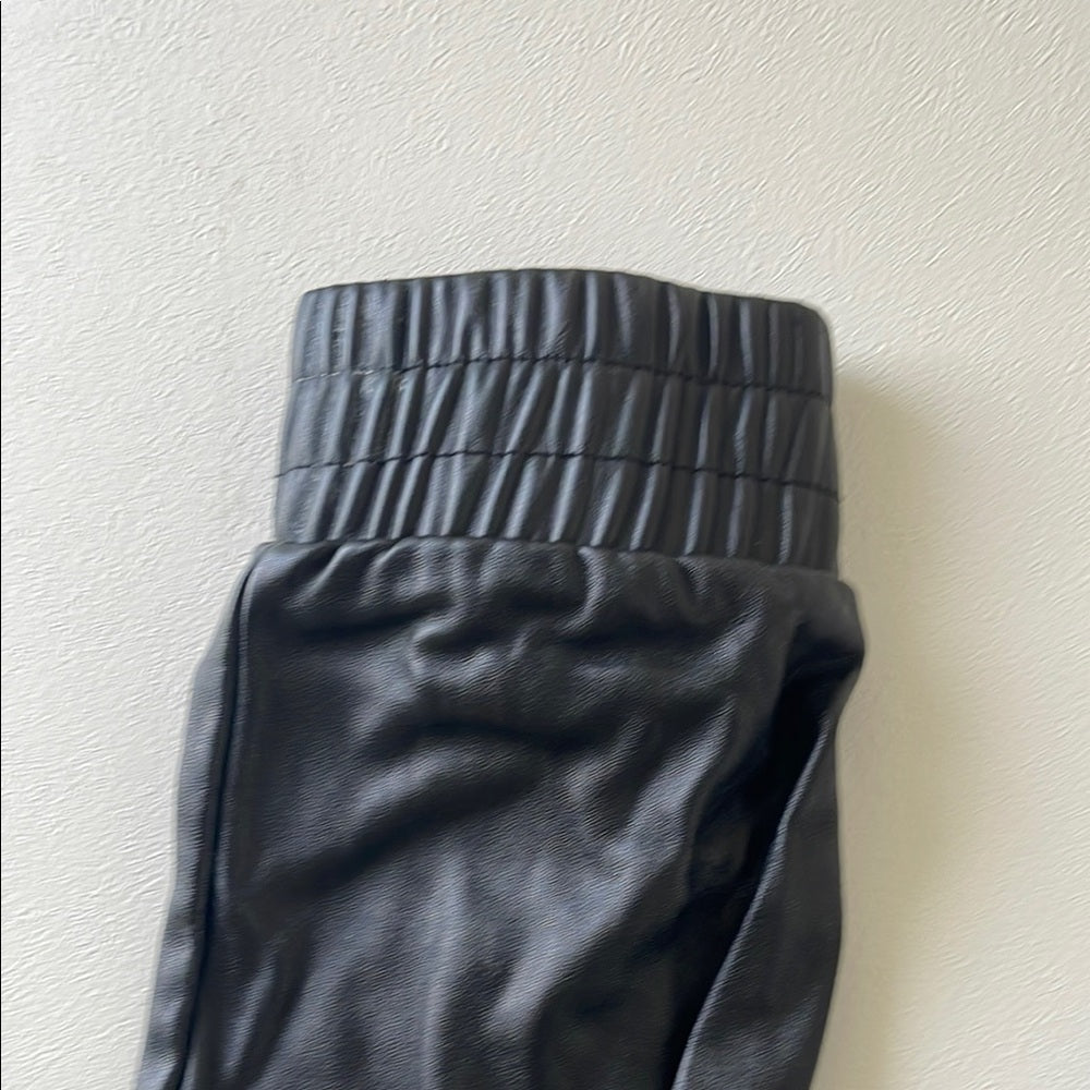 Rue 21 Black Jogger Pants size S