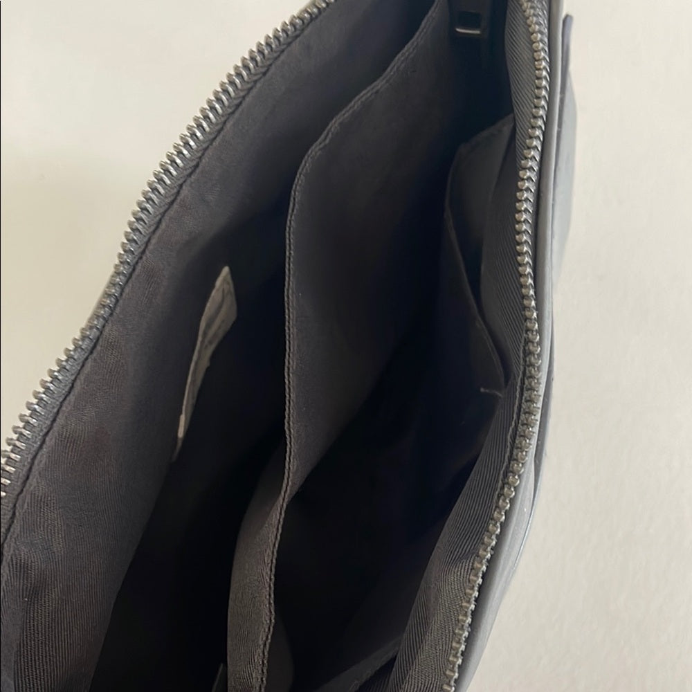 Universal Thread Gray Crossbody Bag