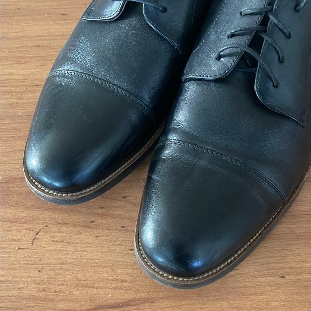 Florsheim Men's Black Leather Cap Toe Dress Shoes size 10m