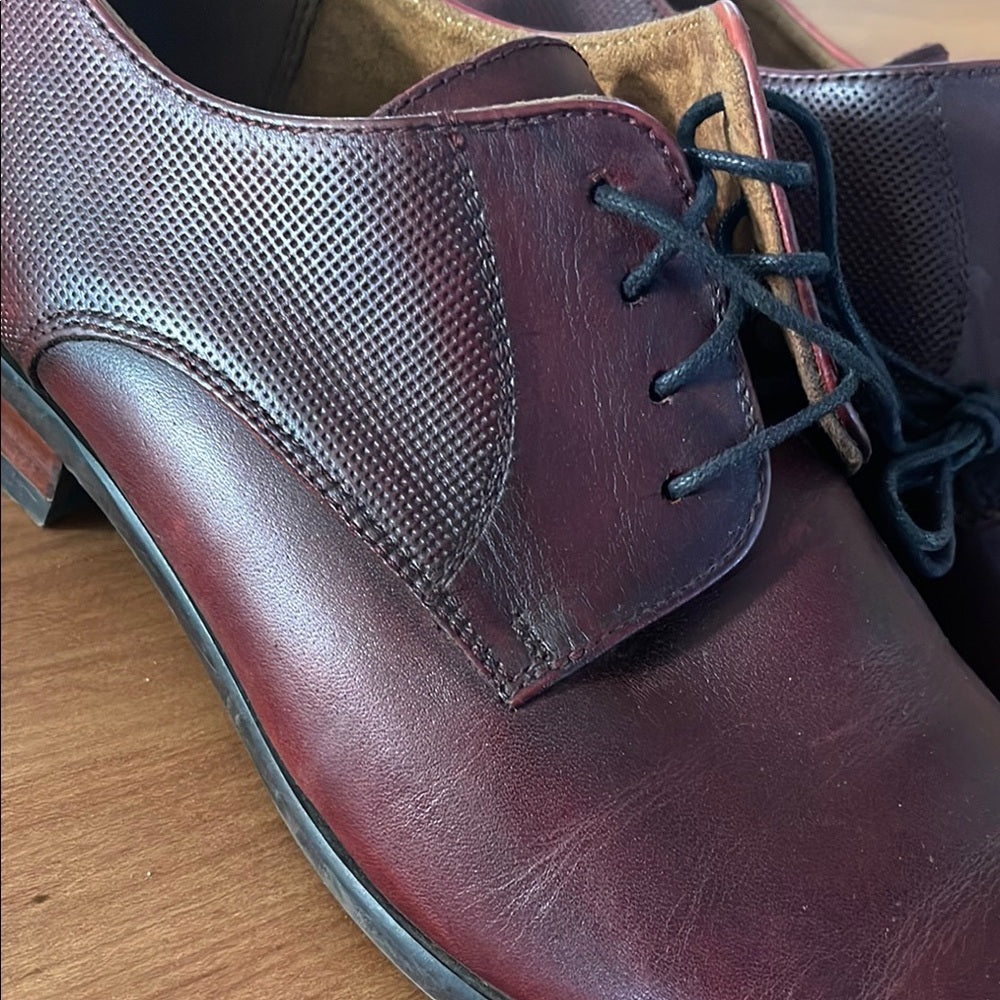 Florsheim Men's Classic Redish Brown Leather Captoe Dress Shoes size 9