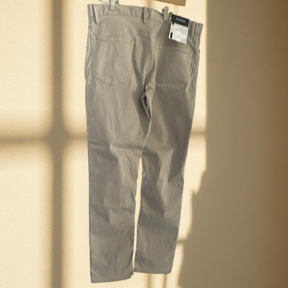 Banana Republic Men's Tan Pants NWT - Size 33x30