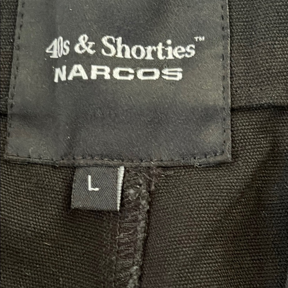 40s & shorties Black Cargo Pants Size Large - length is 32 NWT