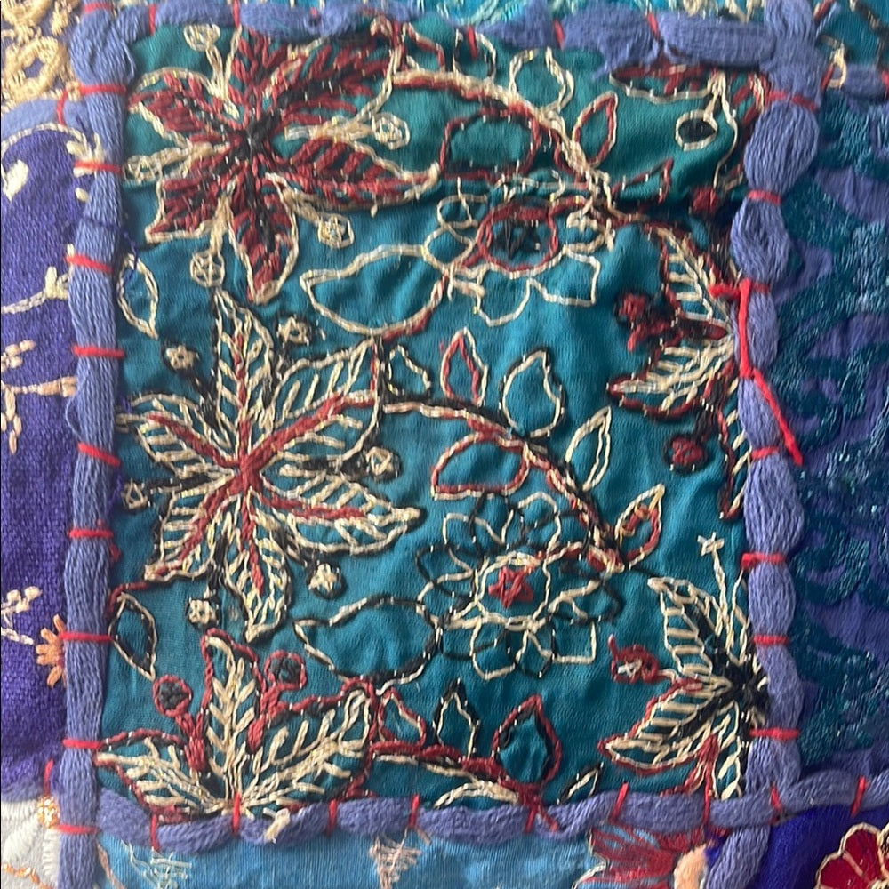 Handmade HD Buttercup Patchwork Embroidered Pillow Case - 16x16
