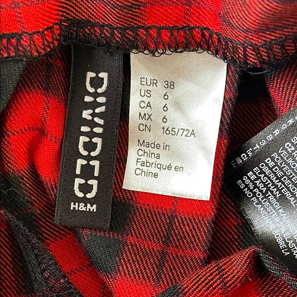 H&M Red Plaid Skirt with Buckle Accents size 6