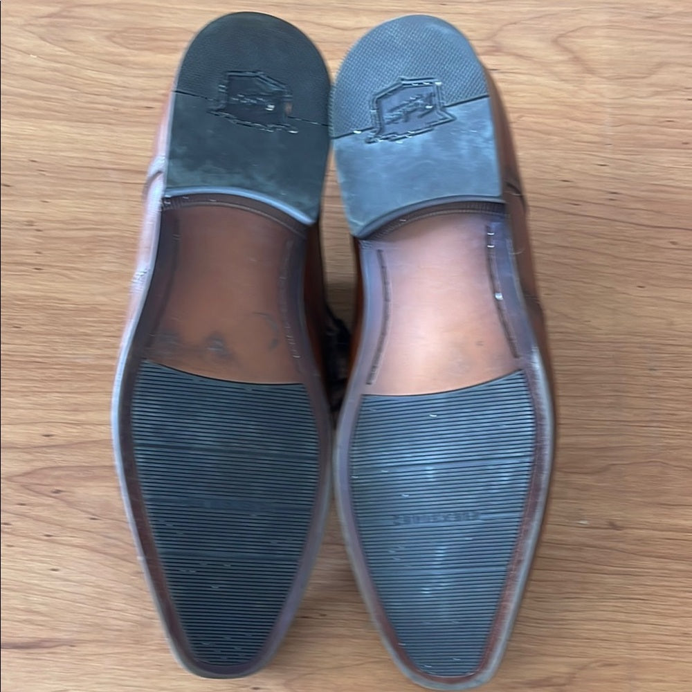 Florsheim Men's Brown Leather Dress Shoes size 10 - Gently worn!