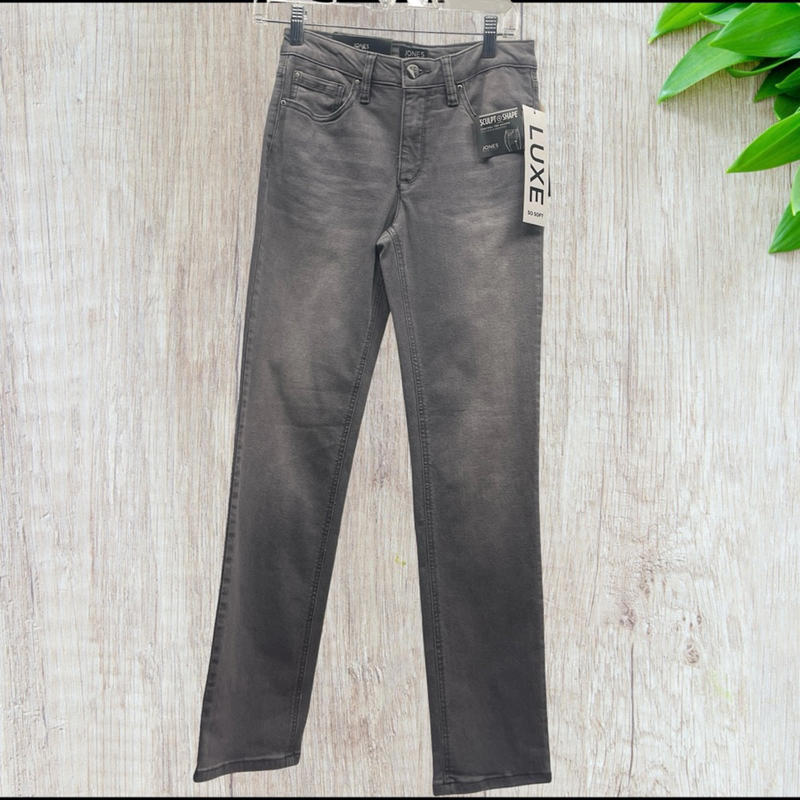 Jones NY Luxe Women's Gray Straight Jeans size 2 NWT