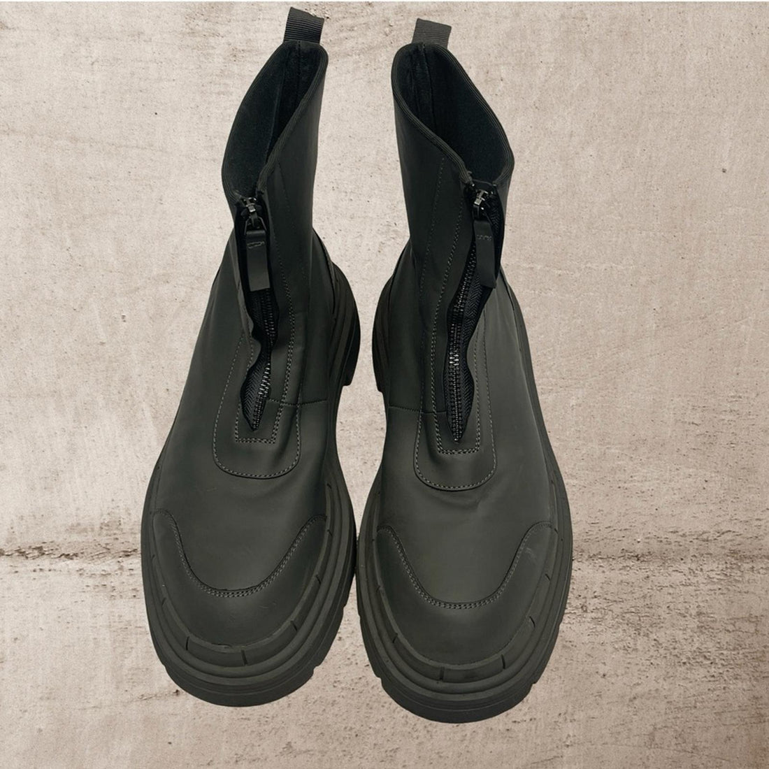 ASOS Gray Chunky Sole Ankle Boots W Zipper front - Size 7