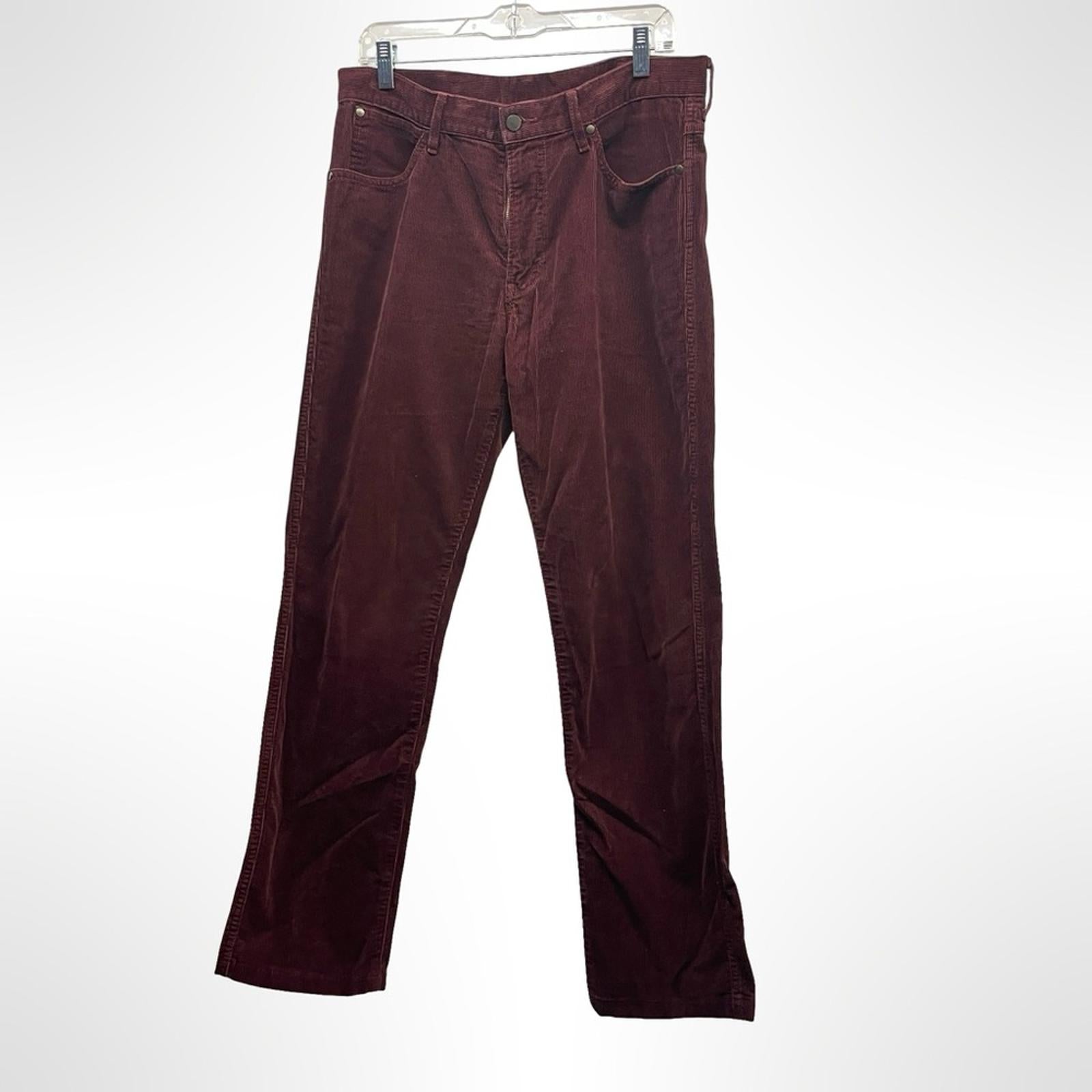 Uniqlo Men's Burgundy Corduroy Pants size 33x34