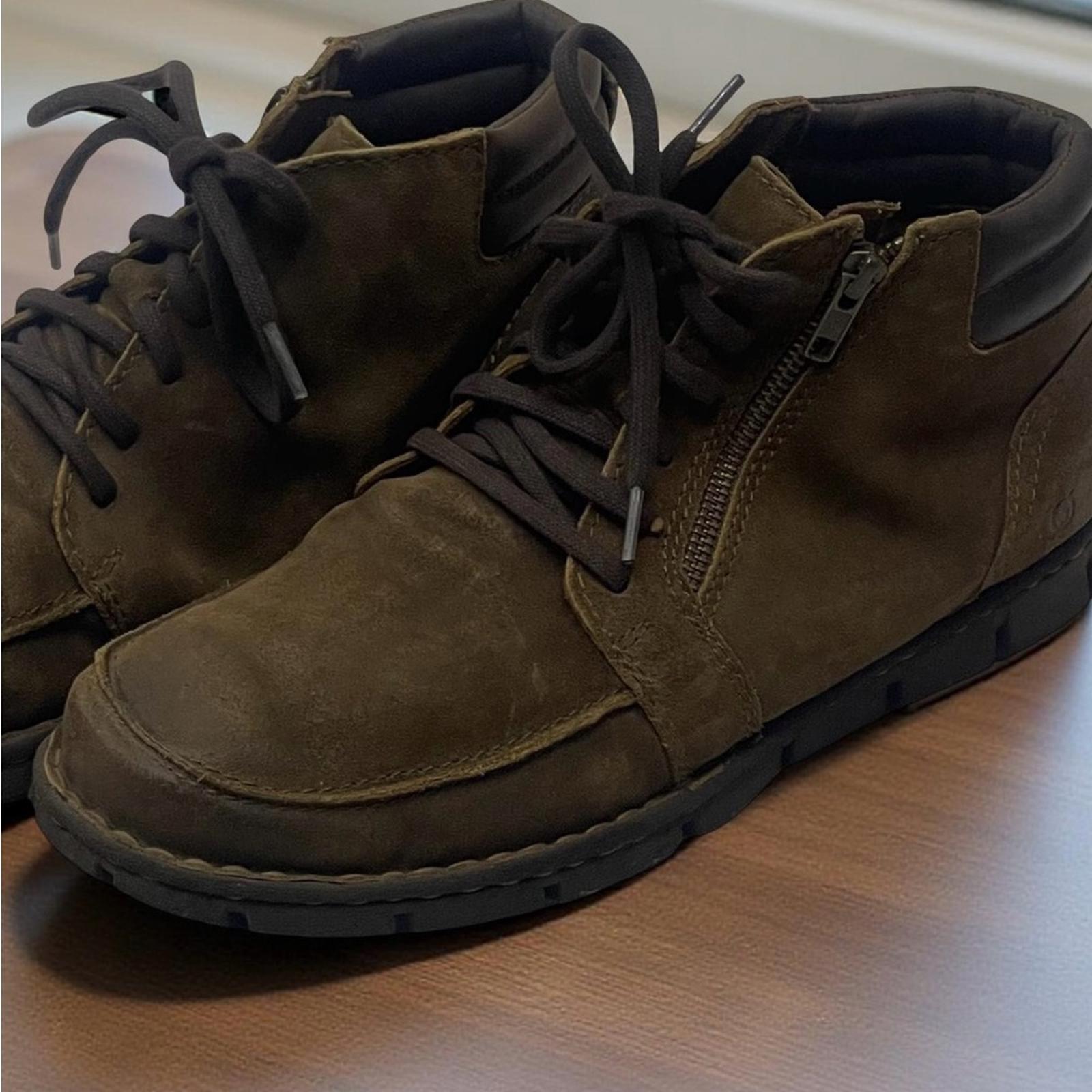 Born - Men's Brown Leather Ankle Boots size 12