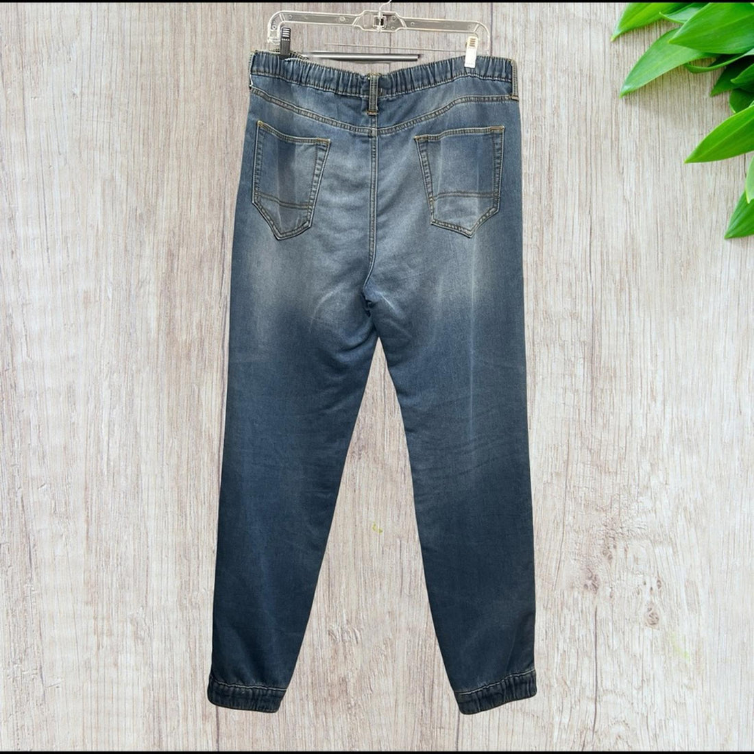 Arizona Men's Blue Jeans size 34