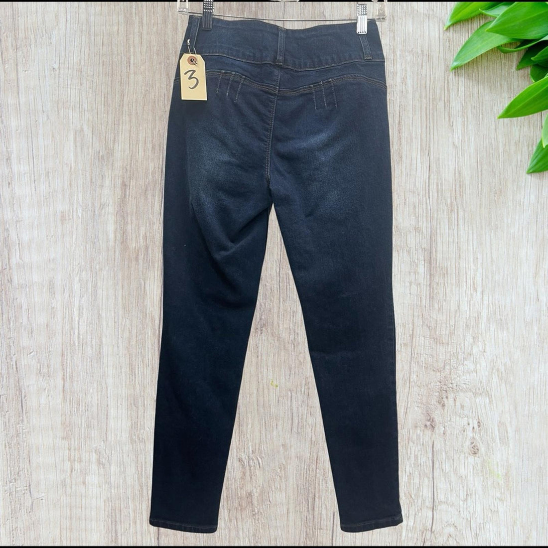 ENJEAN  Dark Blue Jeans in size 3 NWOT