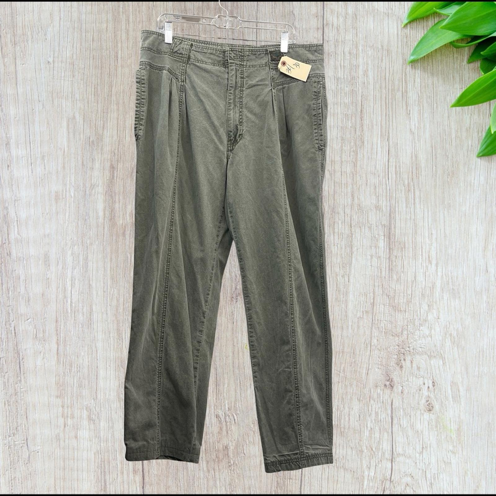 Bugle Boy Men's Khaki Chinos in size 36/30 - 100%Cotton