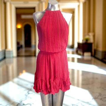 Halston Heritage size 2 Elegant crimson Halter Dress - Mint