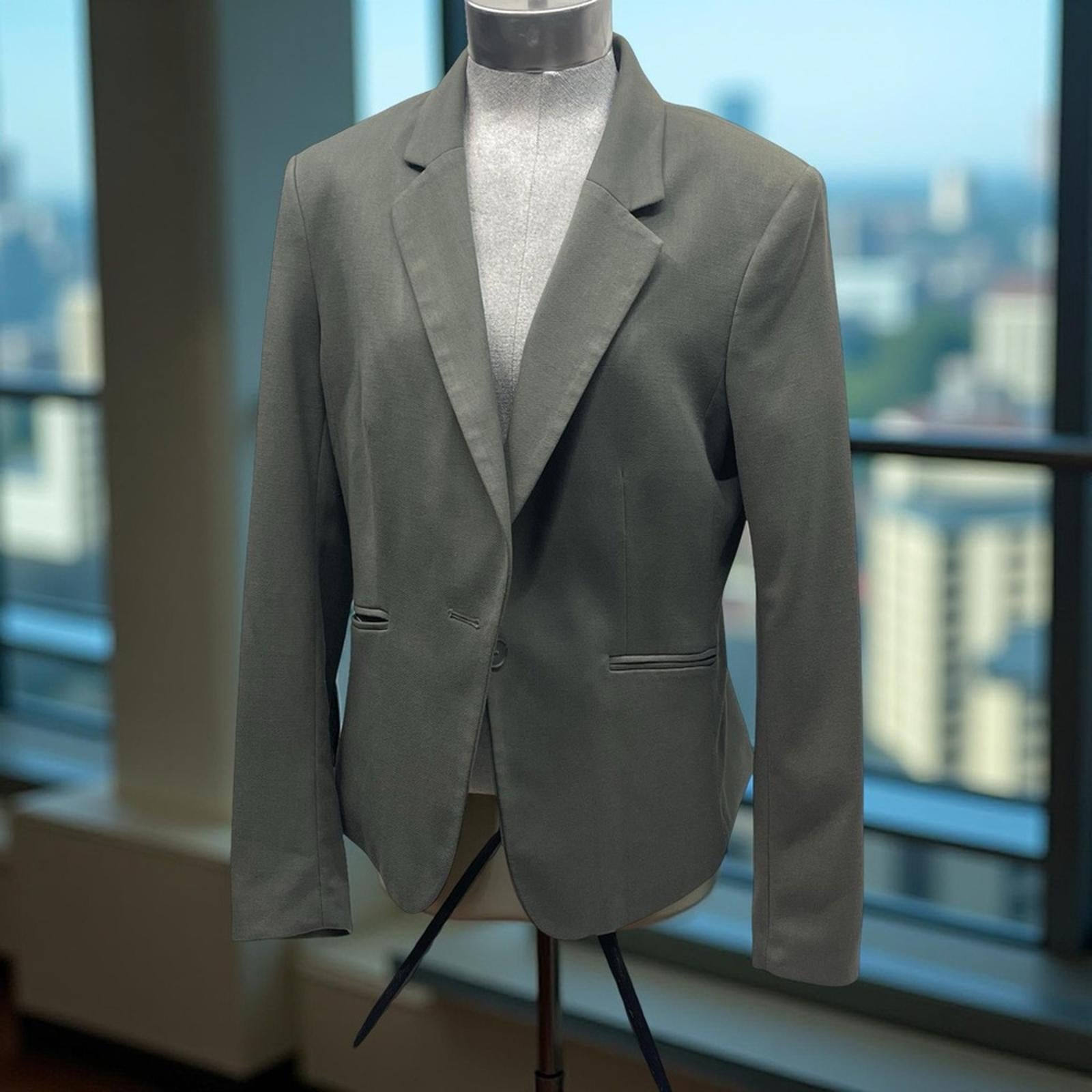 H&M Medium sized Classic Olive Green Woman's Blazer