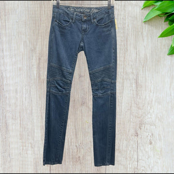 Converse One Star - Motocross Dark Wash Skinny Jeans size 2