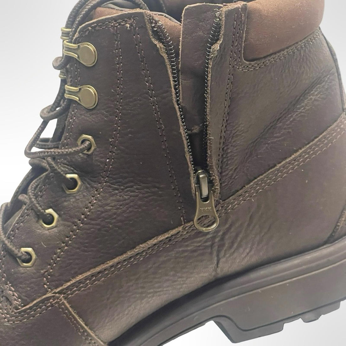 UGG Men's Black Leather Boots NWOT size 11