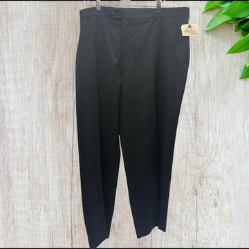 Stafford Classic Black Dress Pants in size 48x32