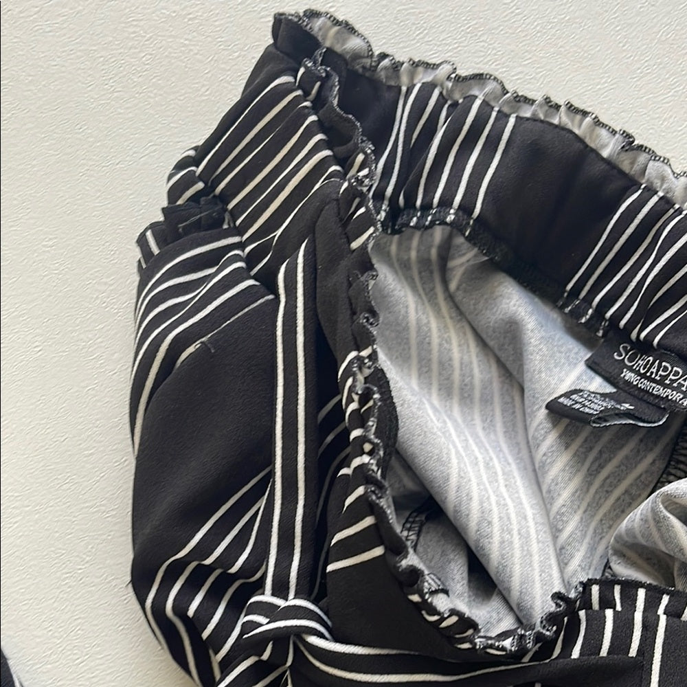 Soho Apparel Striped Black and White Women's Pants size M