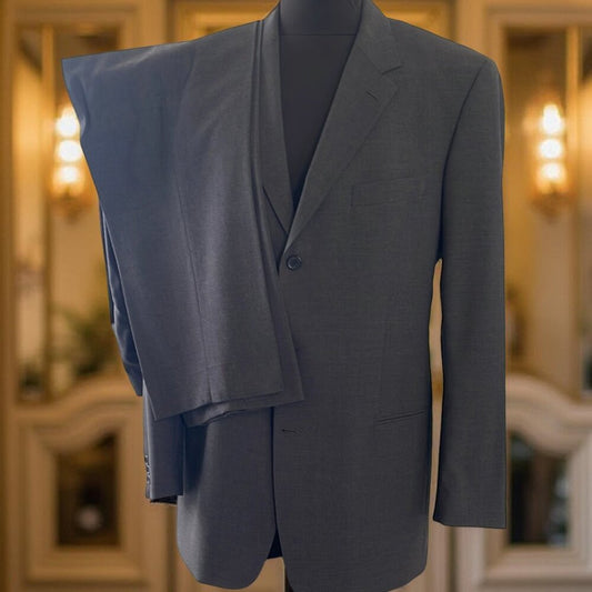 Hugo Boss Einstein Sigma Suite 44L - UnWorn! -Men's Classic Dark Charcoal Suite