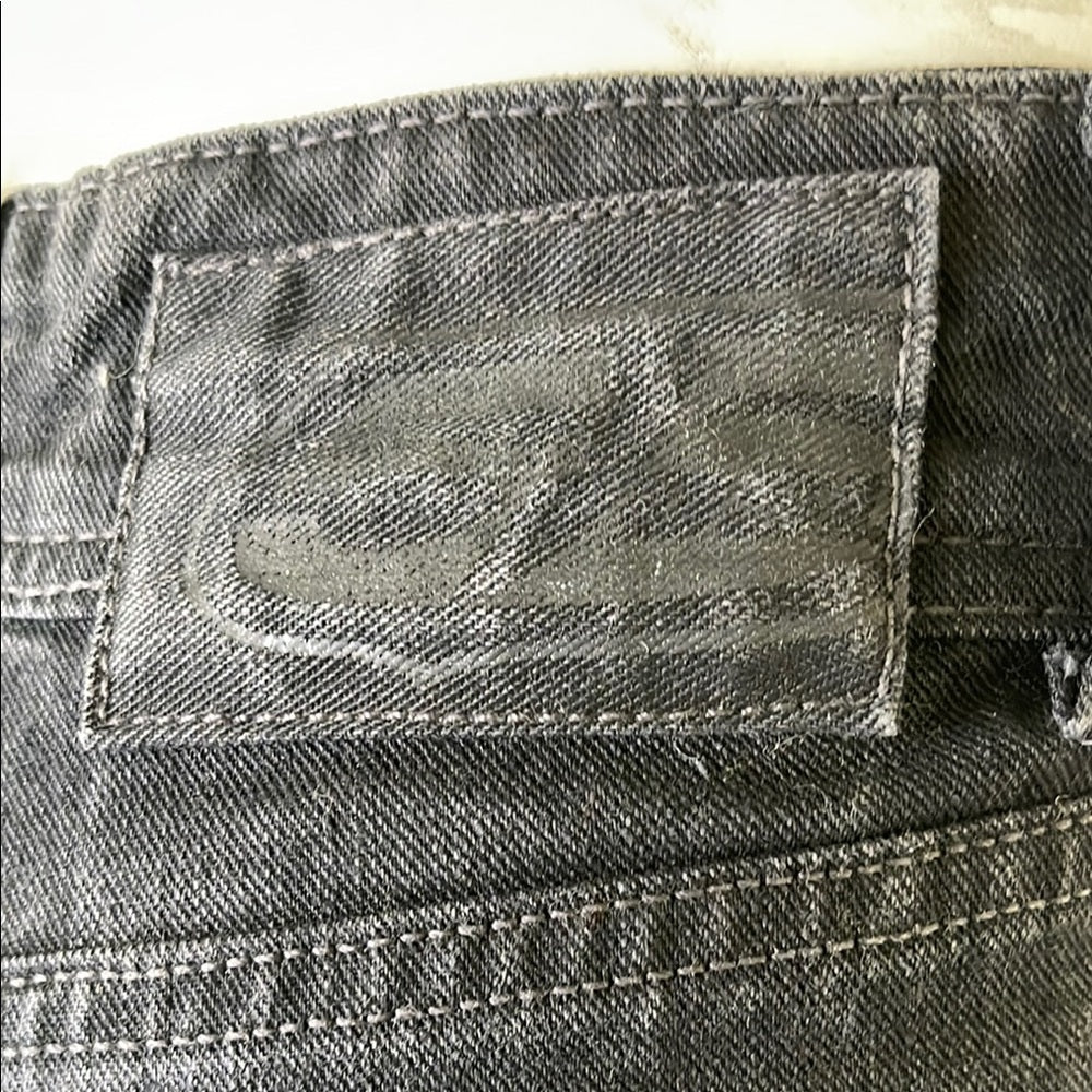 55DSL Stylish Black Denim Jeans size 22