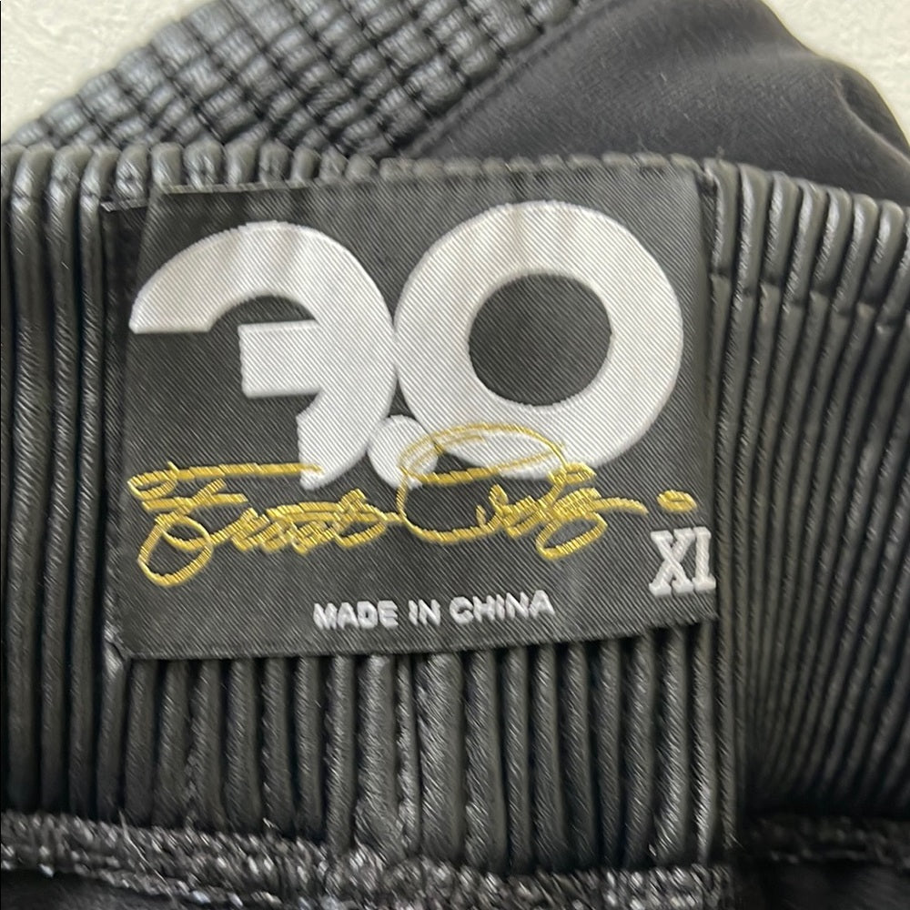 Fancy & Luxurious Black Jogger Pants with Gold Accents - Size XL - FO brand?