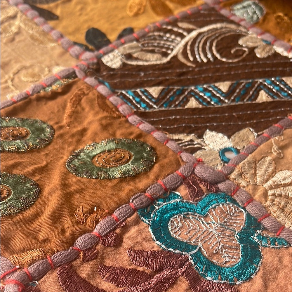 Handmade HD Buttercup Embroidered Patchwork Pillow Cover - Brown 16x16