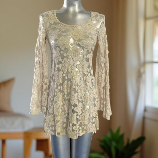 Audrey 3+1 Elegant Cream Lace Women's Top size 2