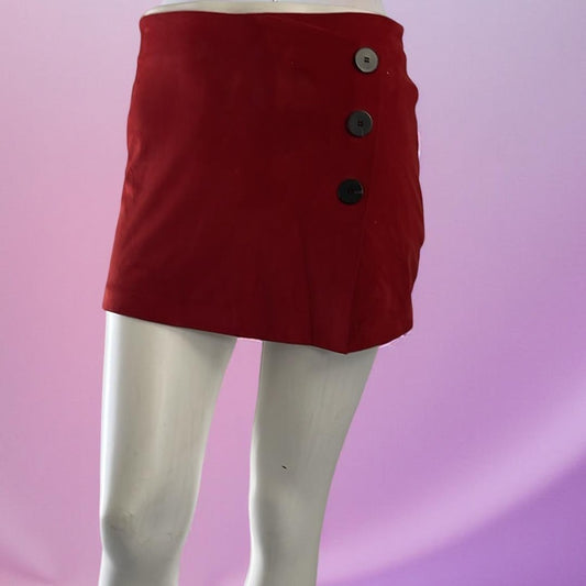 Zara Red Button-Accent Women's Shorts Skirt size XS